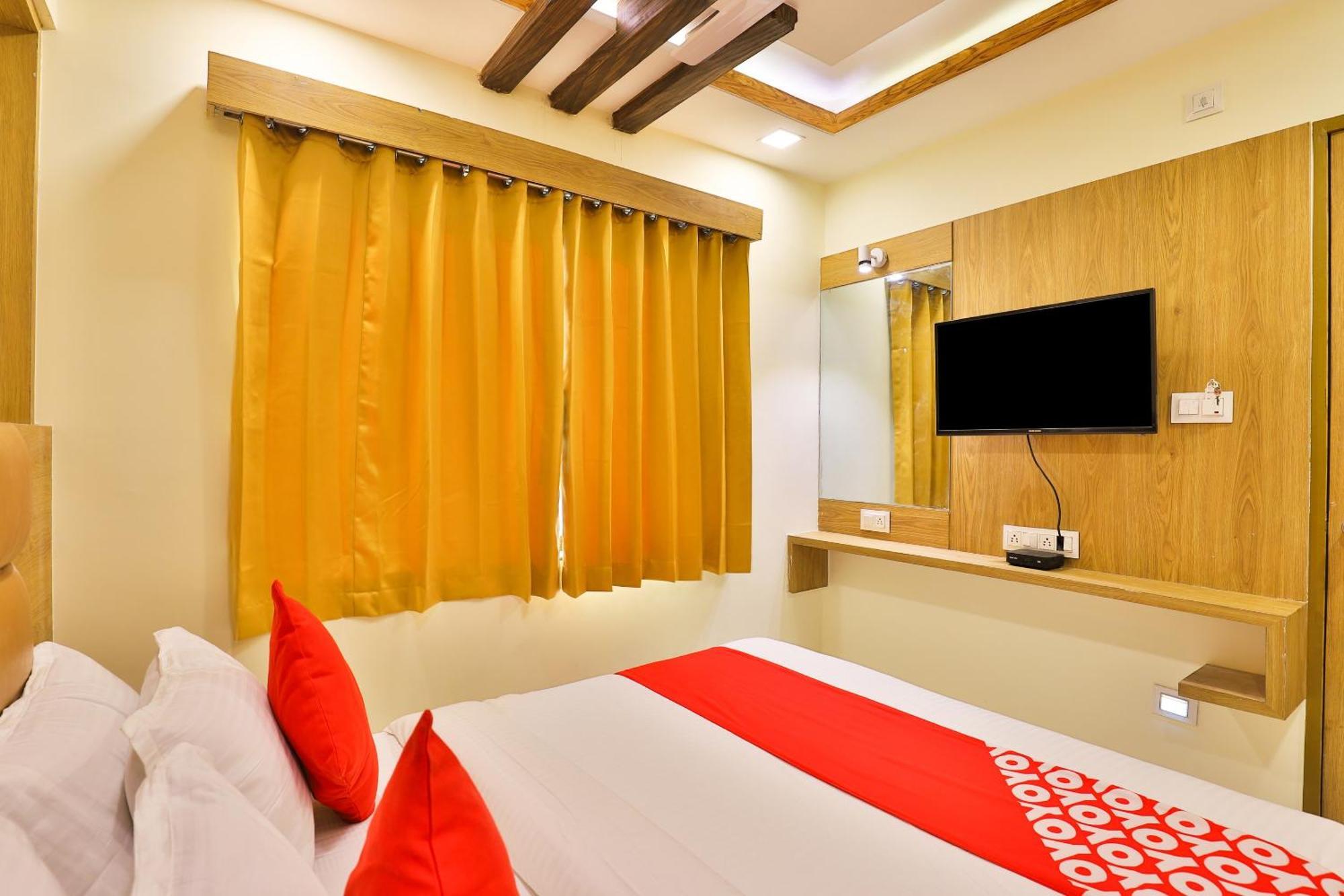Watuwa Hotel O Silver Palace מראה חיצוני תמונה