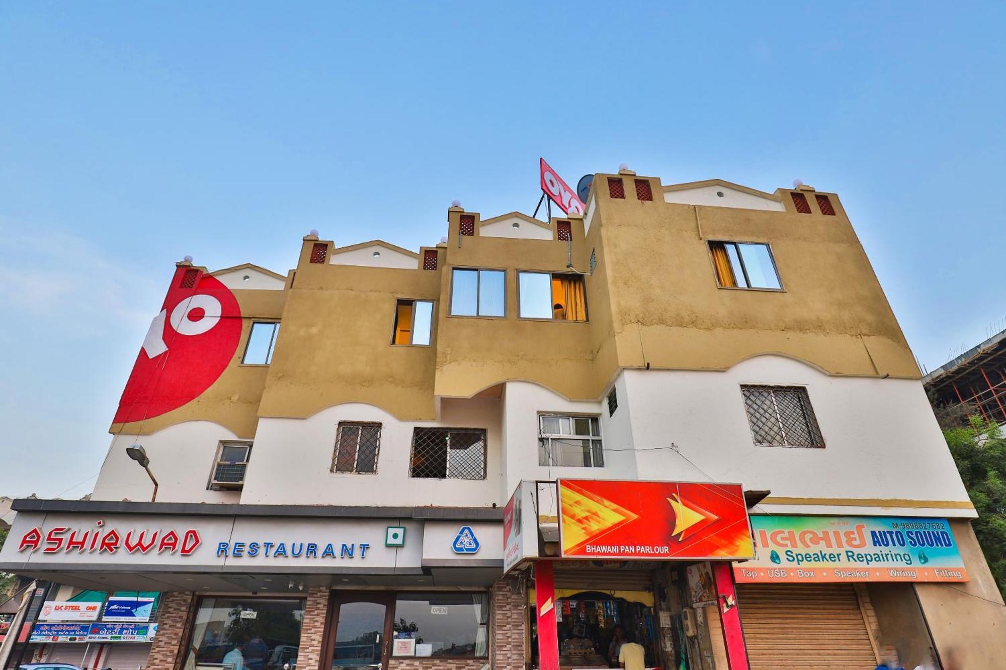 Watuwa Hotel O Silver Palace מראה חיצוני תמונה