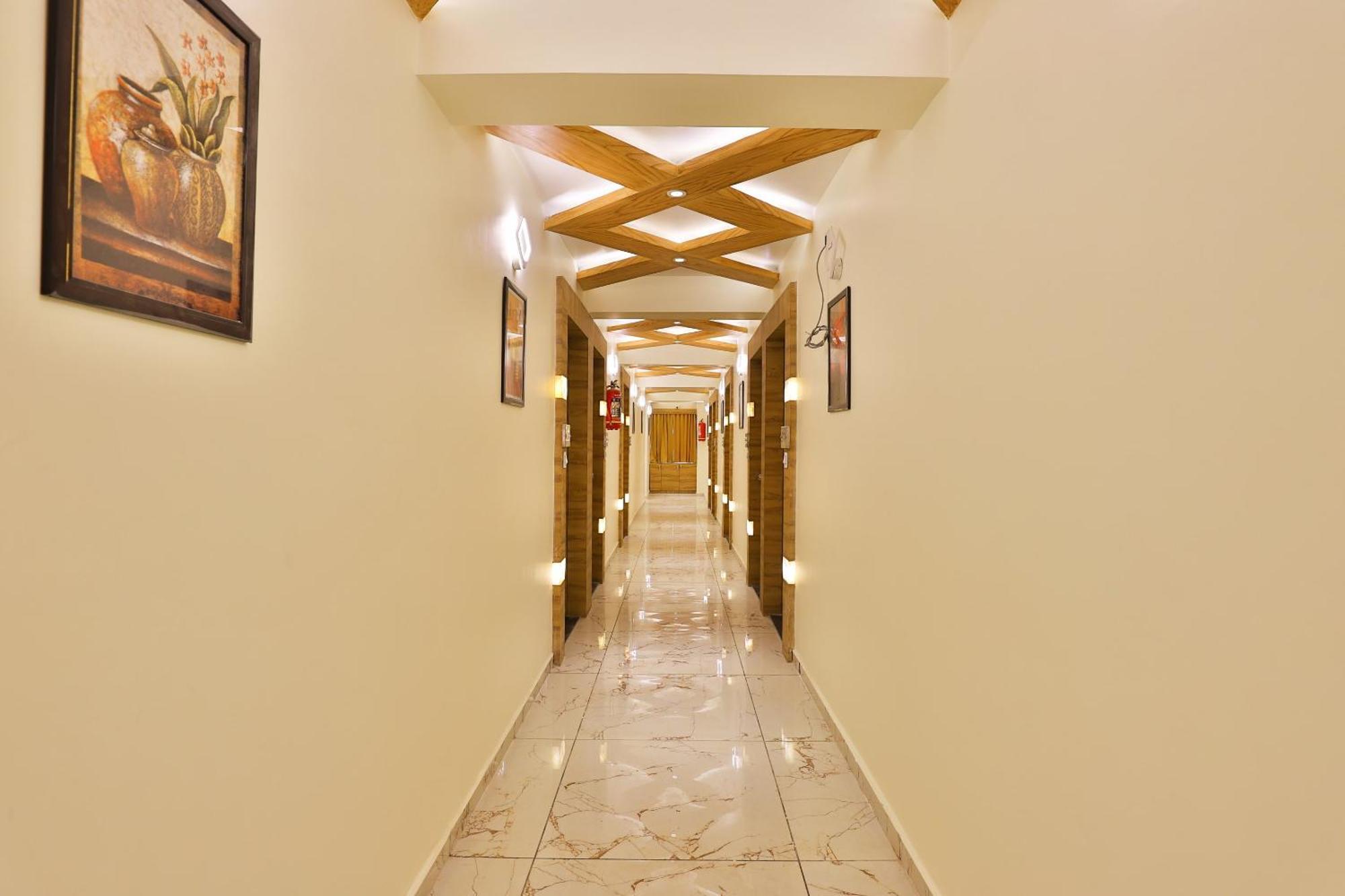 Watuwa Hotel O Silver Palace מראה חיצוני תמונה