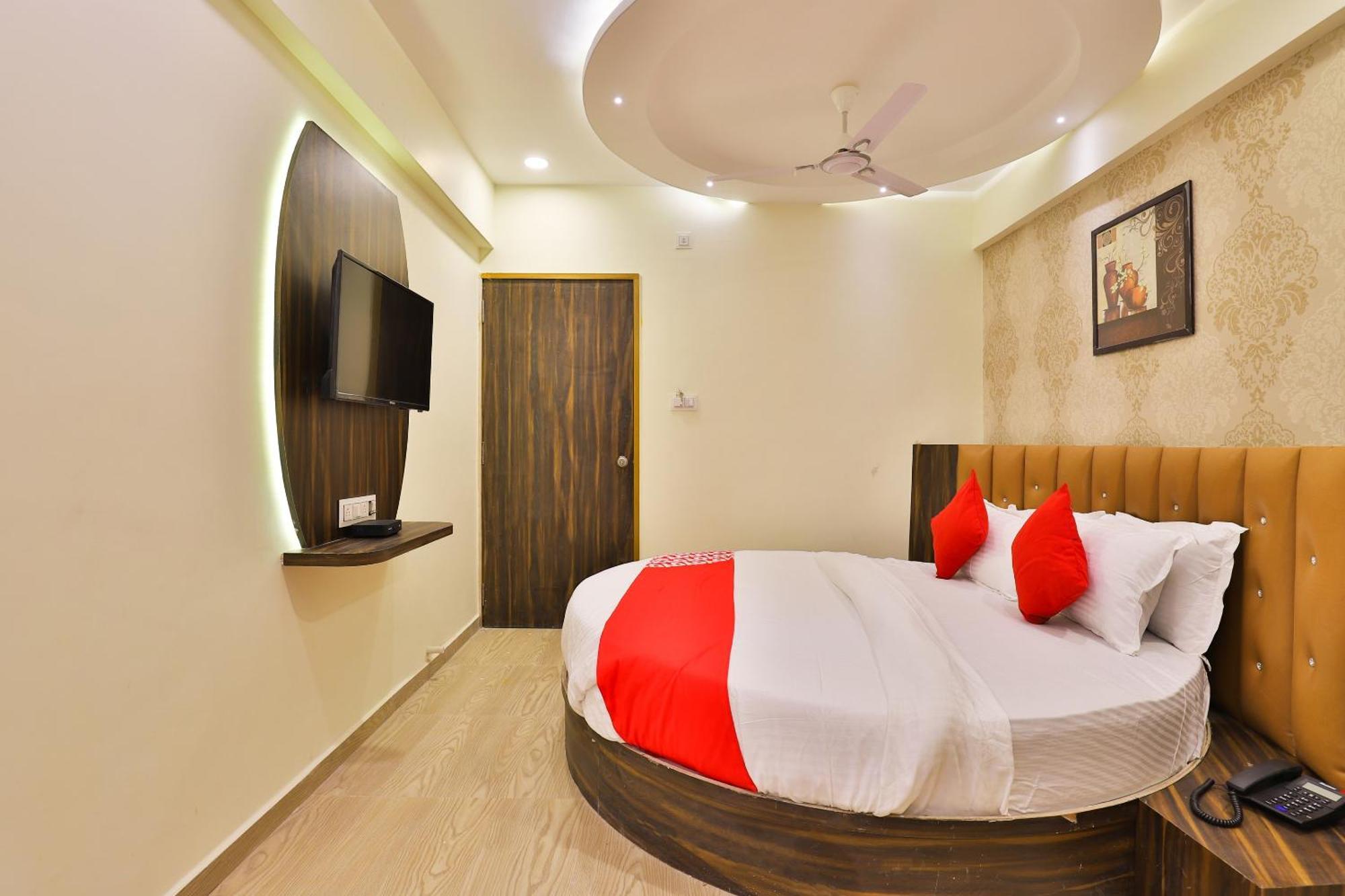 Watuwa Hotel O Silver Palace מראה חיצוני תמונה