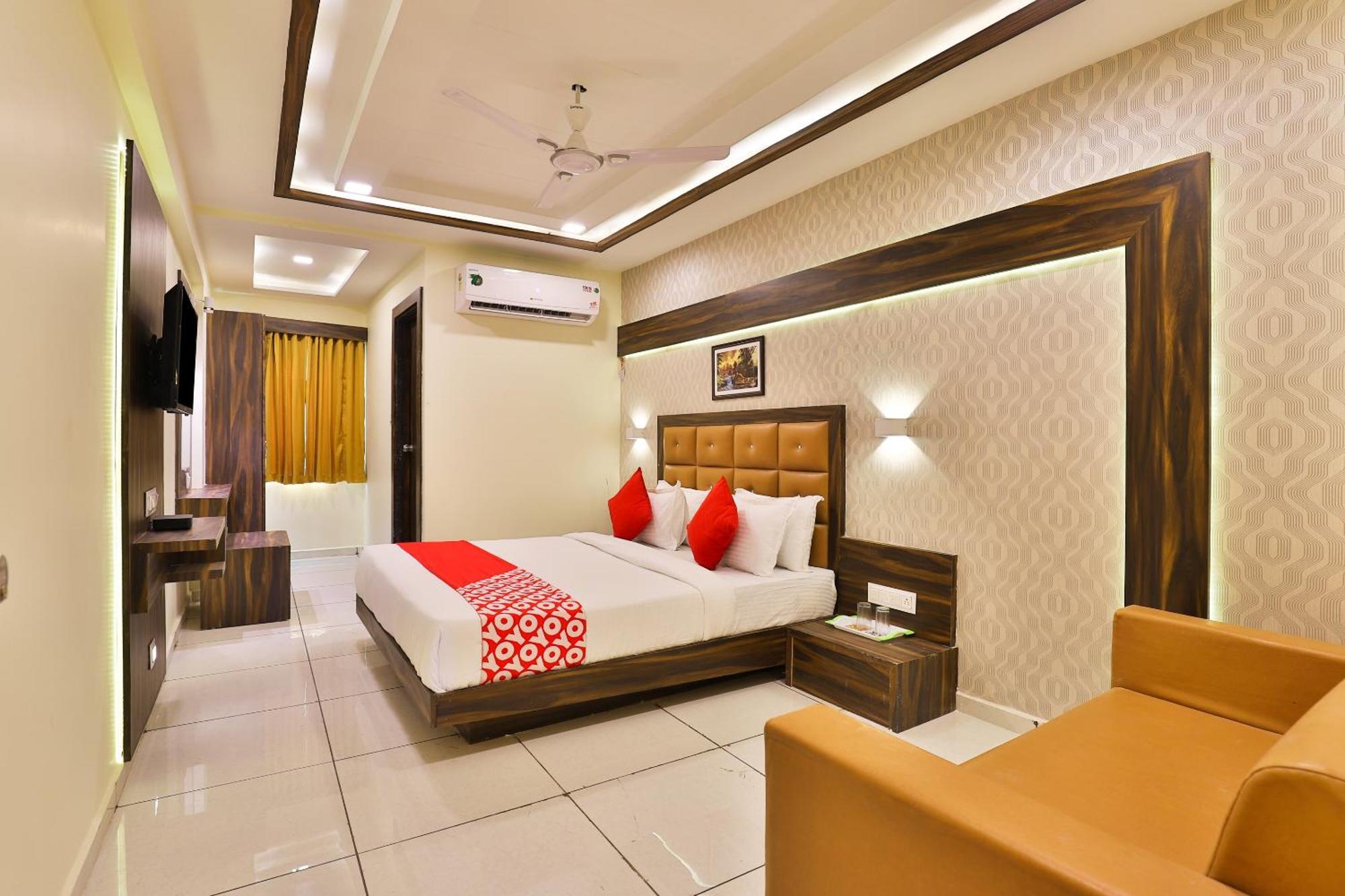 Watuwa Hotel O Silver Palace מראה חיצוני תמונה